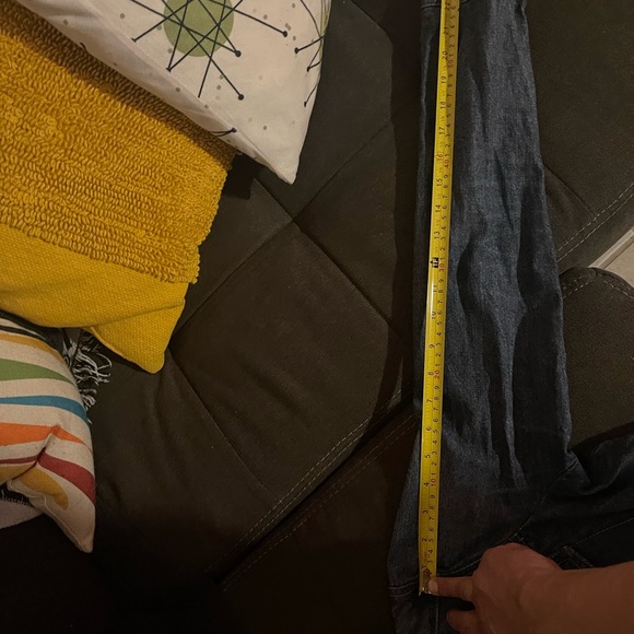 Jean jacket, like brand new. Medium - Picture 7 of 7